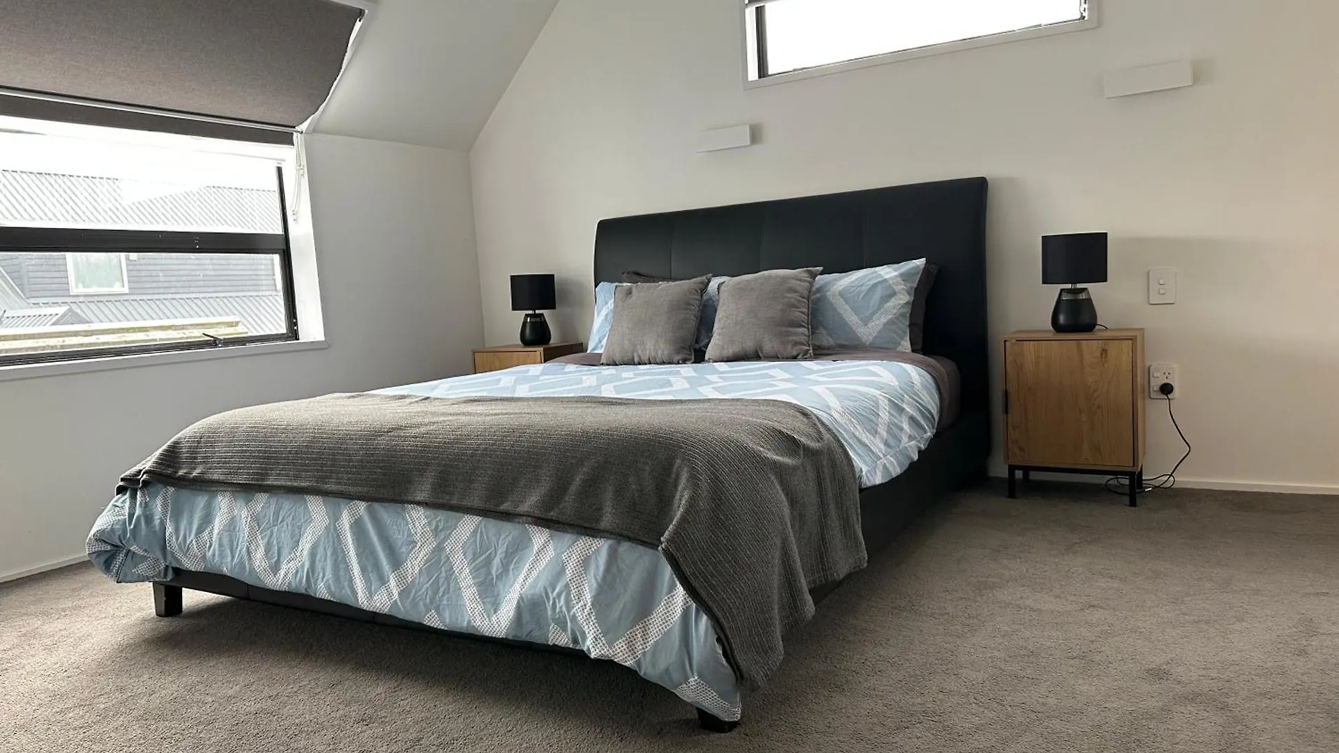 Airport Retreat 4Br 8 Guests Apartment Christchurch New Zealand
